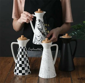 ＜人気商品＞激安セール 酢ボトル 新品 貯蔵ボトル 大容量 オイルポット シール 醤油 水差し キッチン