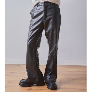 シンセティックレザー フレアパンツ