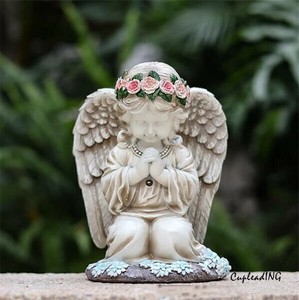 ◆◆大人気◆◆早い者勝ち アウトドアライト 装飾ガーデン振り子 樹脂振り子 祈り天使 ソーラーライト 庭灯