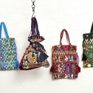 【2024新作】カッチ刺繍古布ミニ巾着手提げ