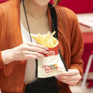 【ドムドムハンバーガー / DAY OUT】　ポテト入れるやつ　スナックフード & ドリンクネックホルダー