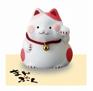 ★幸福を招く★　楽しくお目出度い「縁起の置物」【まんぷく　招猫・桃（良縁）】