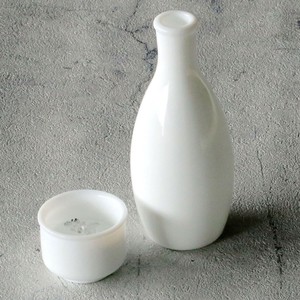 砡(ぎょく)ガラス【徳利/千代口】【酒器】＜日本製＞