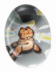 ★幸福を招く★　楽しくお目出度い「縁起の置物」【硝子　猫箸置・オレンジ】