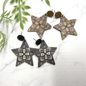 ピアス　個性的　ウッド　スター　星　エスニック