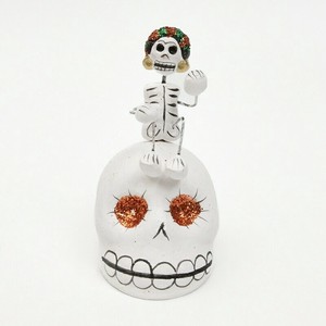 Figurine