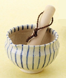 ★台所の愉快な仲間たち★　便利な器「キッチンコレクション」【小丸十草　すり鉢（すり棒付）】