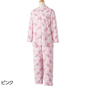 大きめボタンのびのびストレッチパジャマ（婦人）