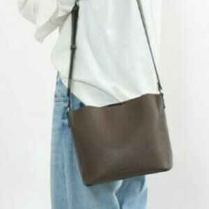 Shoulder Bag Ladies fashion Legato Largo