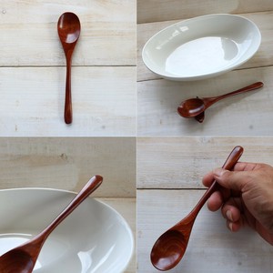 ☆シンプルに使おう！【特価品・木製】丸型カレースプーン　スリ