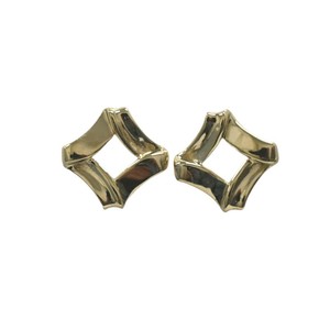k10　ピアス　スクエア