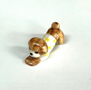 箸置き　プードル　黄色　手描き　いぬ　犬　波佐見焼　日本製