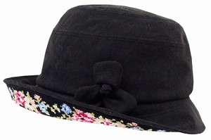 Hat black