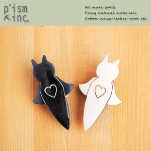 Brooch