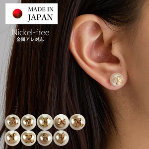 Pierced Earringss Pearl Alphabet Earrings Made in Japan