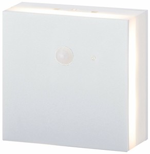 【アイリスオーヤマ　間接照明　LED】　乾電池式LEDセンサーライト