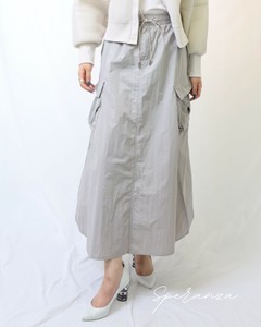 ナイロンスカート