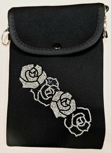 ☆キラキラ雑貨☆スマホポシェット【ローズ4連】Made in Japan