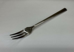 【在庫処分セール】18-12＃11600ロマンス（ミラー仕上）フィッシュフォーク【大特価】日本製カトラリー