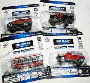 パッケージ入りのミニカー【ダイキャストミニカー　レッド消防車系アソート】