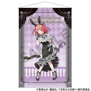 ■2024AW　新作■　五等分の花嫁　B2タペストリー　中野 二乃/モノクロバニードレス