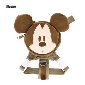 Carrier Mickey Skater Going for a Walk