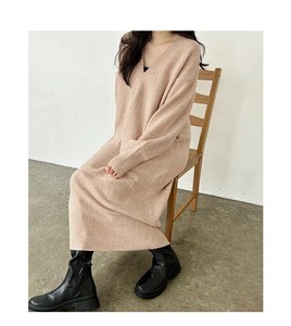 ディープVネックニットワンピース ロングワンピース