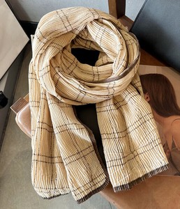 【セール】男女兼用 しわ加工 大判 チェック柄入り ストール スカーフ  全4色　90600