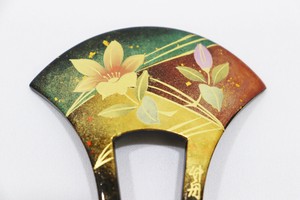 髪飾り バチ型 かんざし 蒔絵 波 鉄線 (1171-1063-050)
