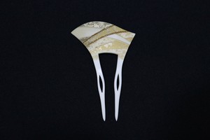 髪飾り バチ型 かんざし 蒔絵 道長 アイボリー (1171-1250-020)