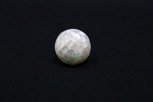 【 帯留め 】 螺鈿 丸型 ホワイト (1173-1064-020)