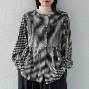 切替ギャザーギンガムチェックブラウス