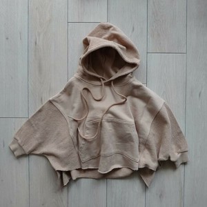 momkids yuiフーディー　スウェット/ワンピース mama