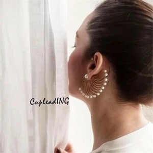 【2024春夏】激安セール 個性 扇形 人工真珠 気高い 大輪耳掛け 誇張 ピアス レディース アクセサリー 大円