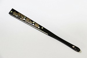 扇子 蒔絵 黒塗 切り紙松　(1174-1000-110)