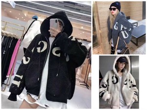 ロゴ入シープボアパーカーブルゾン
