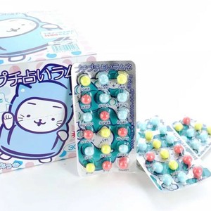 【お菓子】『プチプチ占いラムネ　1箱上代￥30×30枚入』