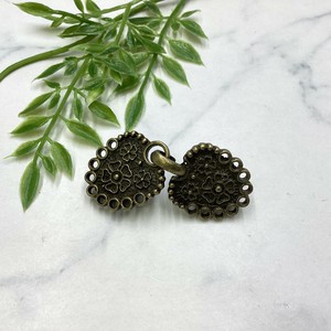 ストールクリップ　カーディガンクリップ　ショール　ゴールド　お花　フラワー