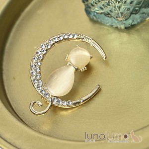 Brooch Ladies fashion Sparkle Cat Presents Rhinestone Brooch