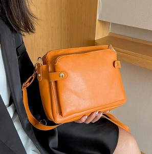 ショルダーバッグ PVC  レディース ファッション  BQ5954