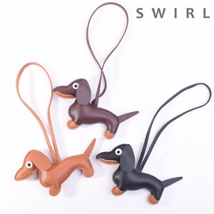 レザー風バッグチャーム ダックスフント キーホルダー