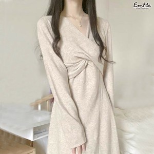 ニットワンピース クロスデザイン Vネック 体型カバー フェミニン 秋 冬   【2024AW】EH4269