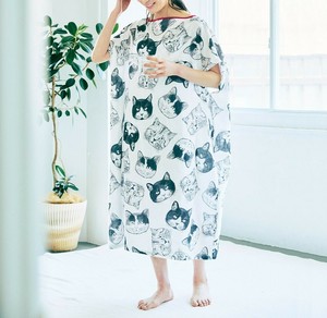 nemunoki paper item×猫部　シックな猫が大人かわいい ダブルガーゼの着るバスタオル