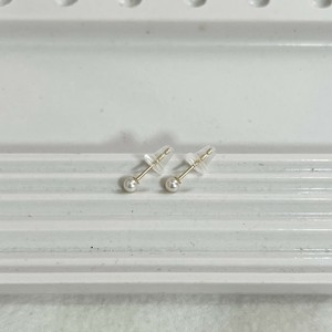 Pierced Earrings Gold Post Pearls/Moon Stone Pearl 18-Karat Gold