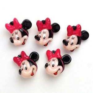 DI82 DISNEY「ミニーマウス」ボタン5個入り