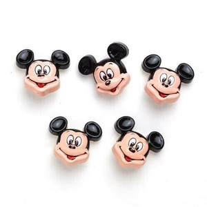 DI76 ・DISNEY「ミッキーマウス」ボタン5個入り