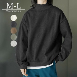 【M-L】モックネックの裏起毛スウェット。