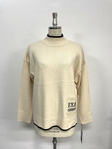 Sweater/Knitwear Pocket