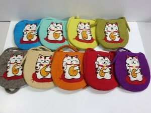 【大幅値下げ！】フェルト・招き猫 ショルダーバッグ