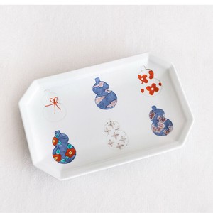 Hasami ware Main Plate Gourd Arita ware